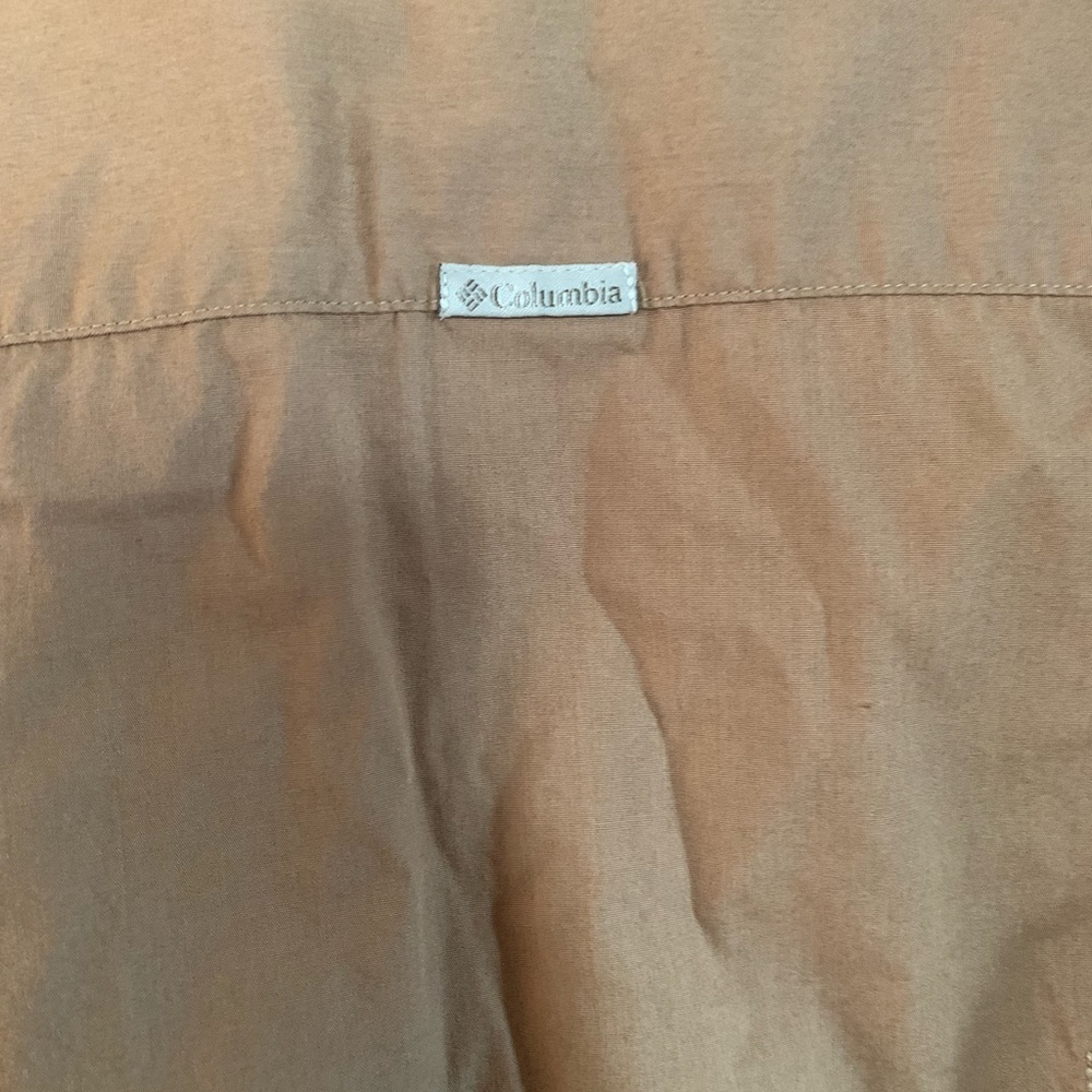 Columbia Women's shirt. Size medium. - Picture 4 of 6